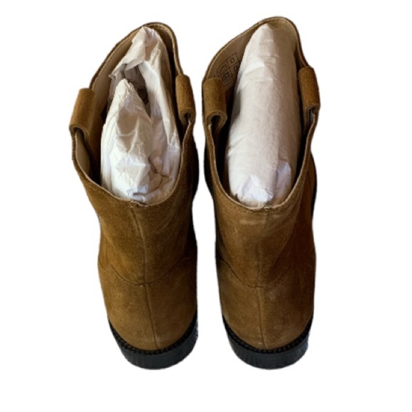 Boho Style LANDSEND Pull On Suede Booties 1” Heel - Picture 3 of 7